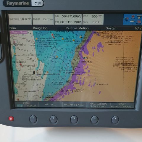 Raymarine C120 MED KART RADAR OVERLEGG