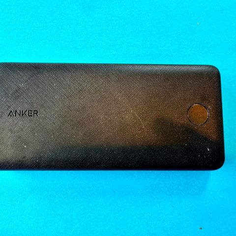 Anker powercore essential 20000mah