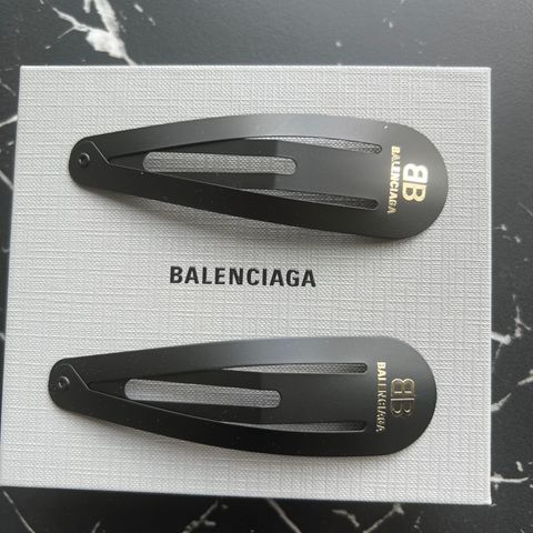 Balenciaga hair clip set