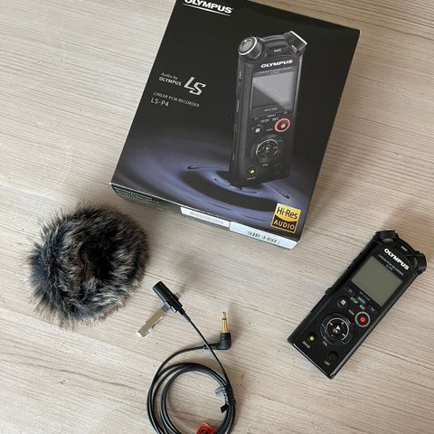 Olympus lydopptaker inkl lavalier mic og interne mikrofoner