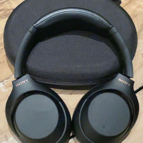 SONY WH-1000XM4