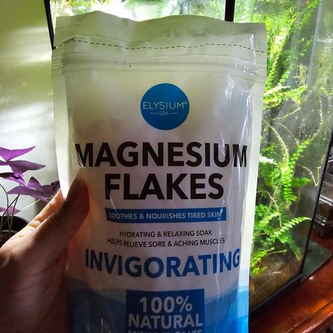 Magnesium flakes, (bade salt typ)