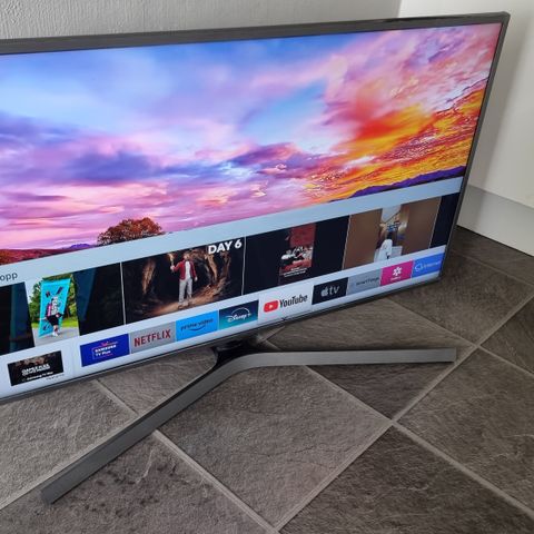 SAMSUNG 43" 4K/UHD LED TV