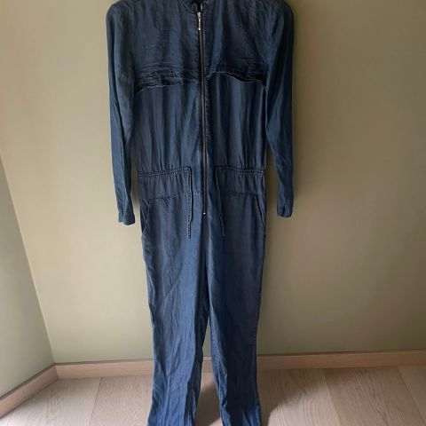 Jumpsuit/buksedress