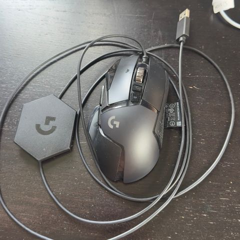 Logitech G502 Hereo datamus