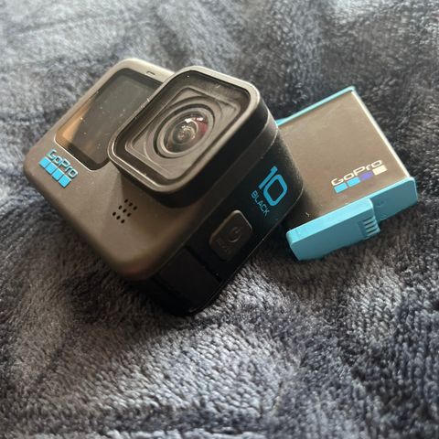 GoPro HERO10 Black m/Full Tilbehørspakke