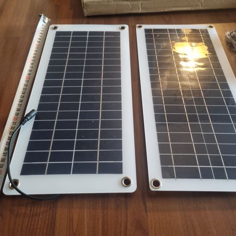 Solcellepanel 20 W med regulator