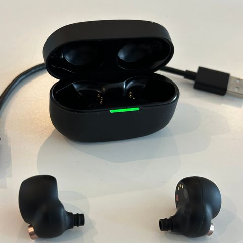 Sony WF-1000XM4 noise cancelling in-ear hodetelefoner