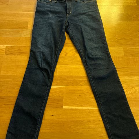 Nesten ubrukt DKNY jeans