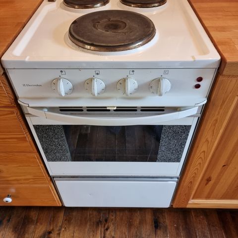 50cm bred Electrolux komfyr