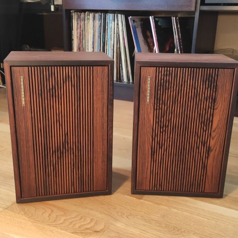 Tandberg Hi-Fi System 11 vintage høyttalere - Totalrenoverte