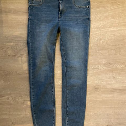 Push up jeans 34