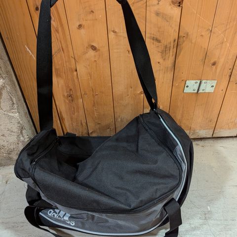 Adidas stor bag reisebag, treningsbag