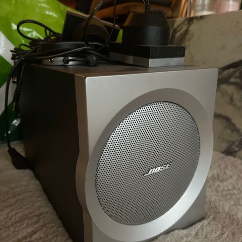 Bose speaker system