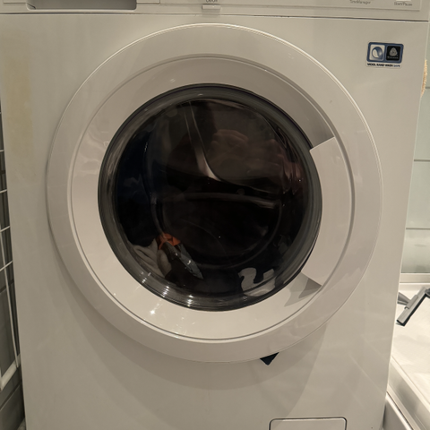 Electrolux vask/tørk WD40A74140 Vask/tørk må fikses