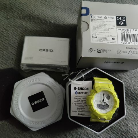 Casio G-SHOCK, GMA-B800-9AER.