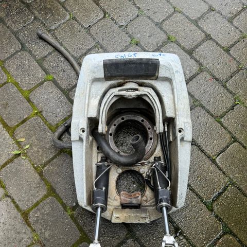 volvo penta bakplate dpa / spa 290a nye sylindre.