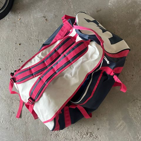 Helly Hansen 90L bag