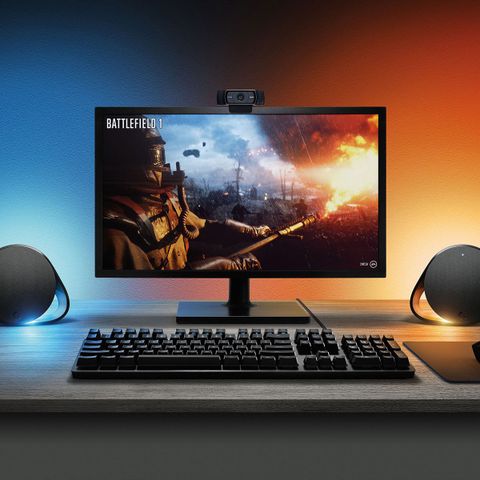 Gaming høytalere selges billig - Logitech g560