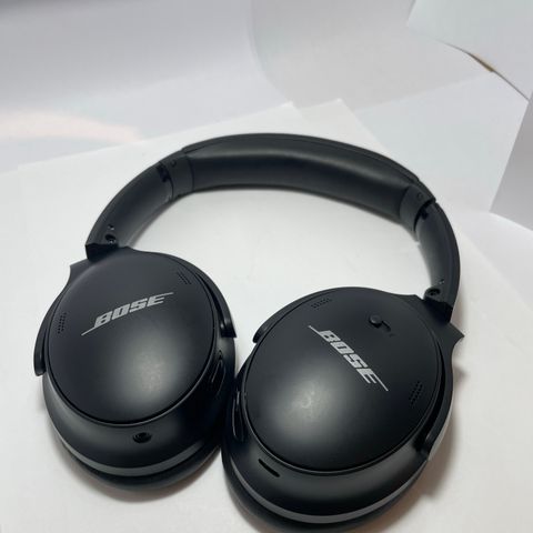 Bose QC 45 Headset. Meget Pene!