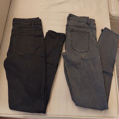 2 Jane Jegging/jeans strl. S, pakkepris 150 kr