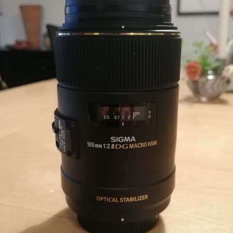 Sigma macro linse 105 mm som ny