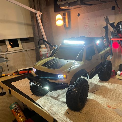 Traxxas TRX4 Sport - Masse ombygd, AXE combo, Hyrax, Messing, BT..