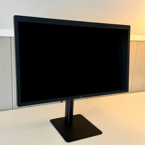 LG 27" 5K skjerm UltraFine (2023)