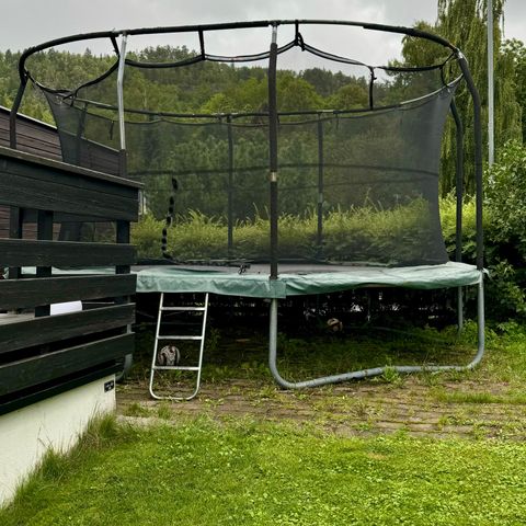 Stor JumpKing trampoline -knallpris!