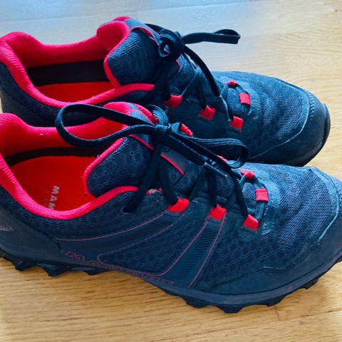 Mammut tursko med Goretex str 40 2/3