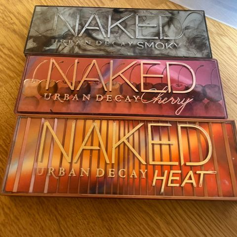 NAKED URBAN DECAY øyenskygge paletter