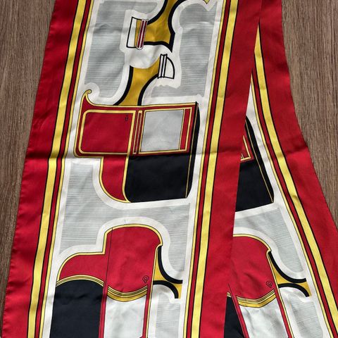 HERMÈS  LES COUPES originalt 100% silk skjerf/sjal