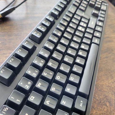 Cooler master XT CM Storm (CHERRY MX Brown)