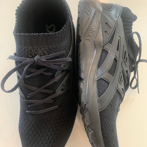 Asics str. 41