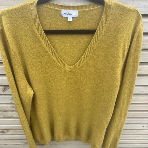 AMUSE 🤍 Deilig 100% cashmere genser - str L