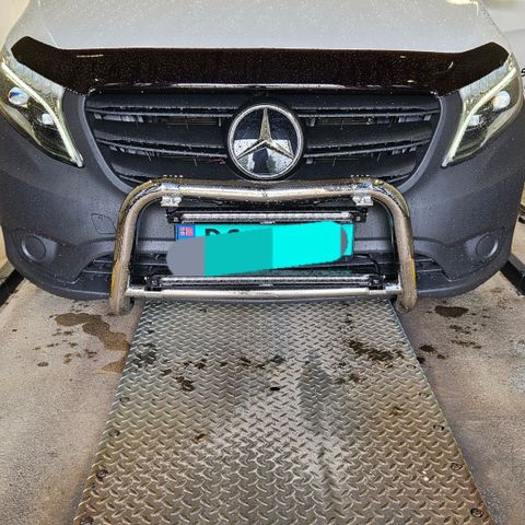 Lyktebøyle _ kufanger  mercedes vito