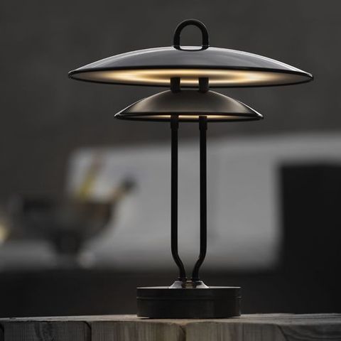 Jacobsen Tribute LED lampe (kan brukes inne og ute)