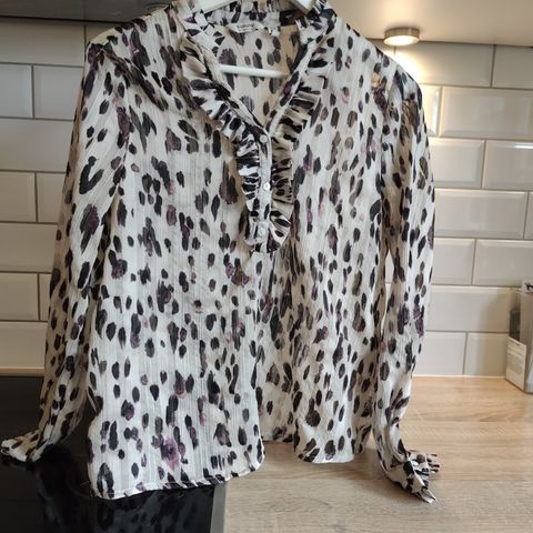 Leopard lilla Str 36