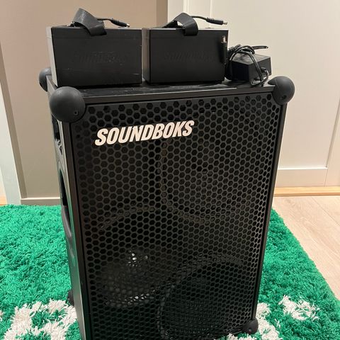 Soundboks 3 med 2 batterier + Lader (LITE BRUKT!)