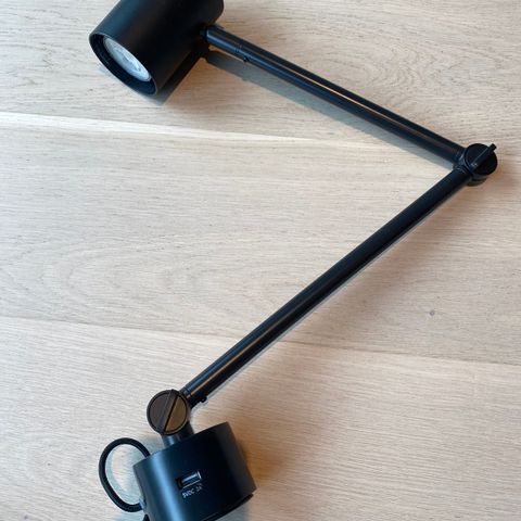 IKEA vegglampe nymåne