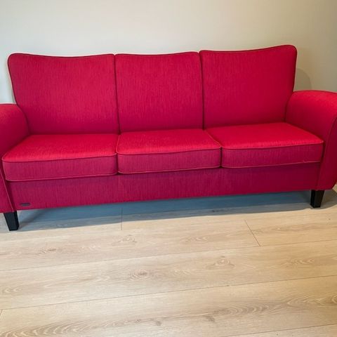 Brunstad sofa