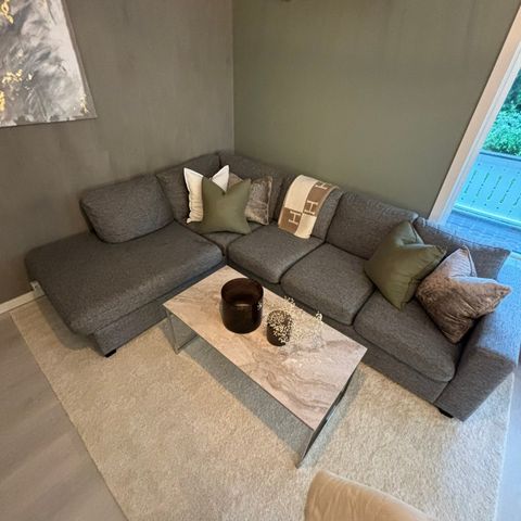 Oslo sofa fra A-møbler Rocco Light Grey