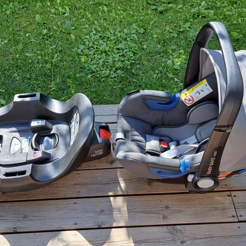 Britax Bilstol baby-safe i-size med isofix base