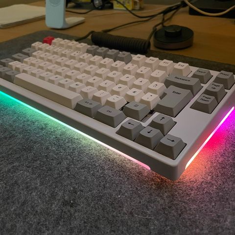 IDOBAO ID80 v2 Mekanisk tastatur m/ taktile brytere og keycaps