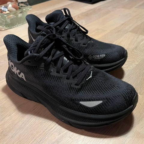 HOKA CLIFTON 9 GTX - Nøytrale Gore Tex Løpesko