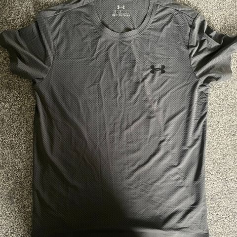 Under Armour treningsskjorte