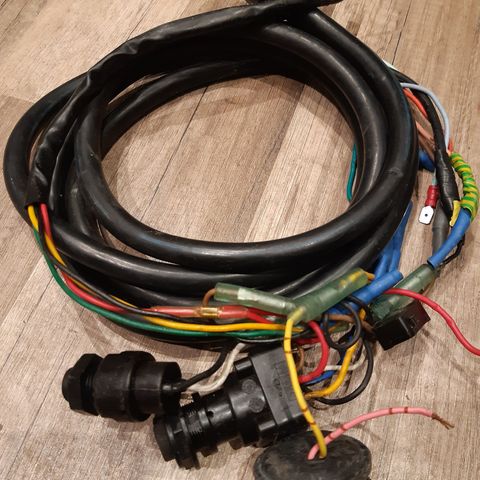 Kabel og bakstykke til Yamaha 703 kontrollboks