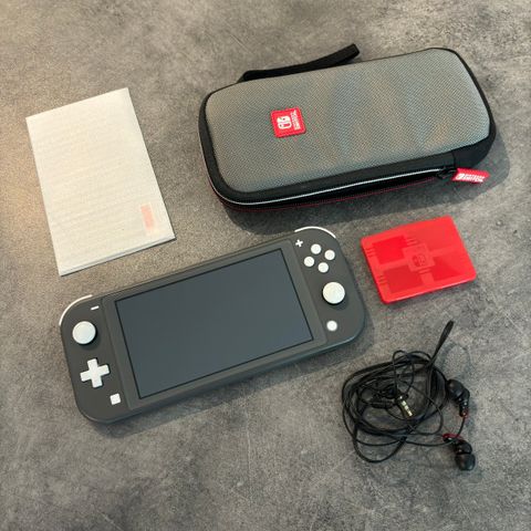 Nintendo Switch Lite - Pent brukt