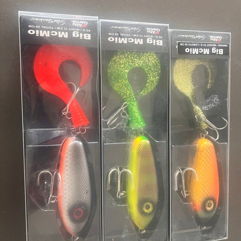 3 stk Abu Garcia Big McMio  Svartzonker Swimbait 85-91g  280 mm