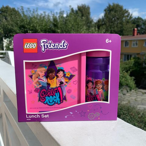 Lego Friends Lunsj boks og drikkeflaske - helt ny